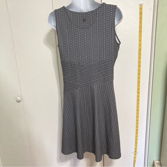 PRANA Amelie Sleeveless A-Line Dress Black Gray Charcoal Parade Pattern Medium - Picture 7 of 16